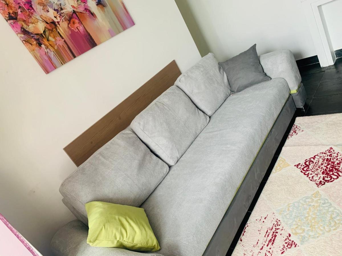 Perfect Place To Stay Self Check In-24H-Netflix-Wifi Решица Экстерьер фото
